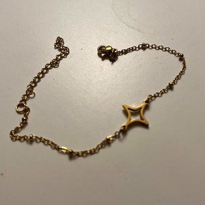 Gold Star Bracelet
